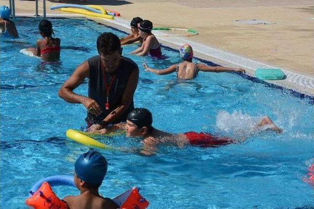 Y&uuml;zme Kursu Kayıtları Başladı 1