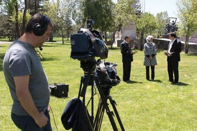 Taşkenlioğlu Tgrt Haber&rsquo;de Eken Ve T&uuml;rkez&rsquo;in Konuğu Oldu 2