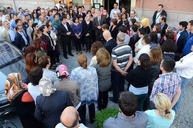 Halk Sağlığı Çalışanları Da Samsun’daki Doktor Cinayetini Protesto Etti