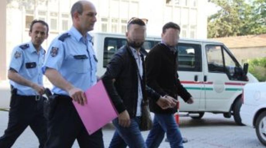 Yabancı Uyruklu Ayakkabı Hırsızları Tutuklandı