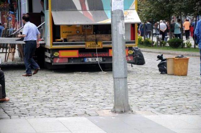 Ak Parti Seçim Tır’Ina Mobese Direğinden Elektrik