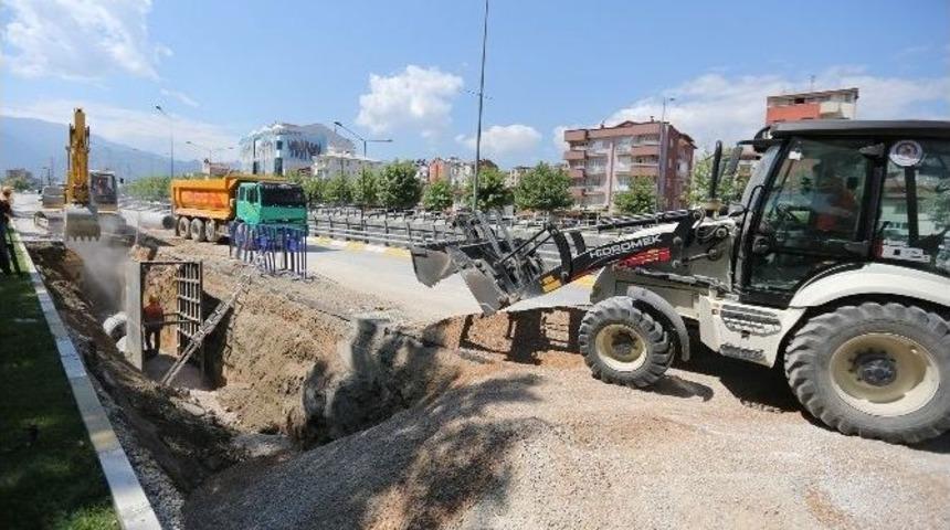 Denizli&rsquo;nin Her Yerinde Alt Yapı Devam Ediyor