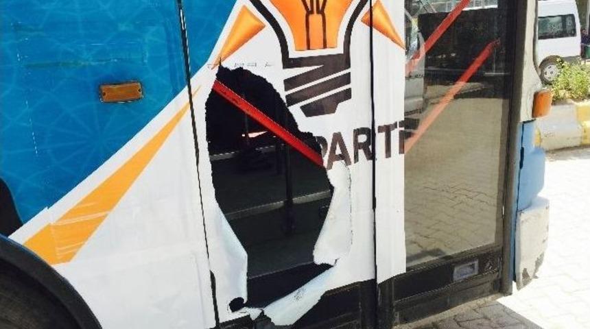 Ak Parti Adaylarına Saldırı