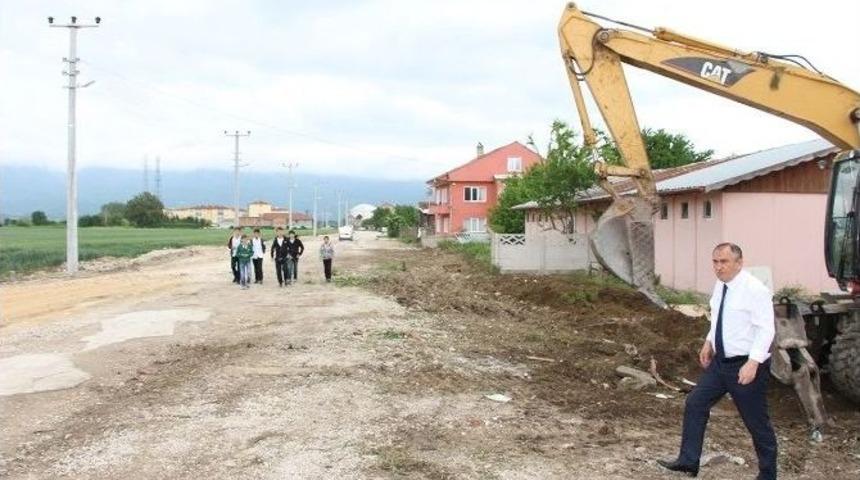Başkan Yılmaz, Yol &Ccedil;alışmalarını Yerinde İnceledi