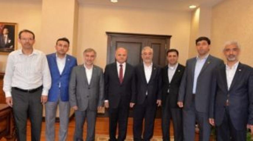 &Ouml;n-der Genel Başkanı Korkut, Vali &Ccedil;akacak&rsquo;ı Ziyaret Etti