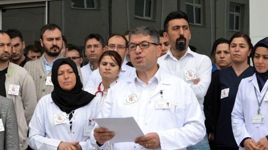 Alaca Sağlık &Ccedil;alışanları Şiddeti Kınadı