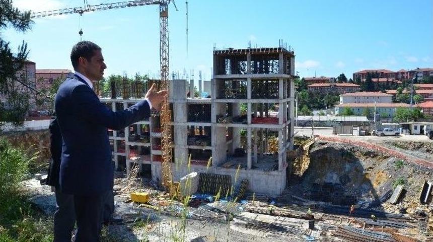 Ak Parti Heyeti Hastane İnşaatını İnceledi