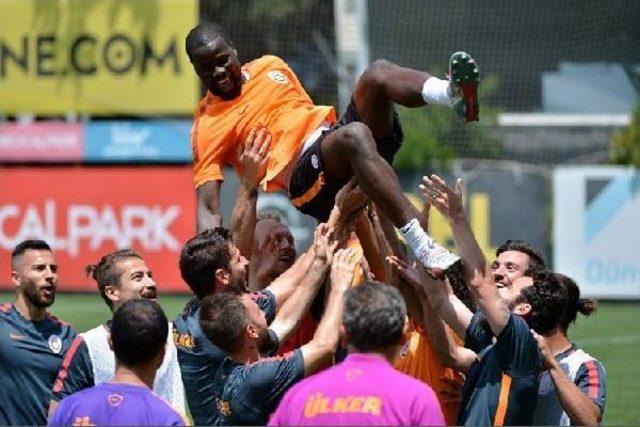 Galatasaray da Barbek&uuml; Partisi 1