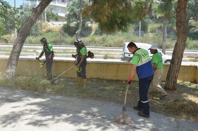 Kuşadası’nda Camilerde Ramazan Hazırlığı