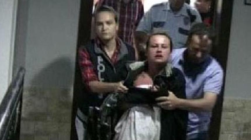 Alkoll&uuml; Polonyalı Turist &Ccedil;ift, Ortalığı Savaş Alanına &Ccedil;evirdi