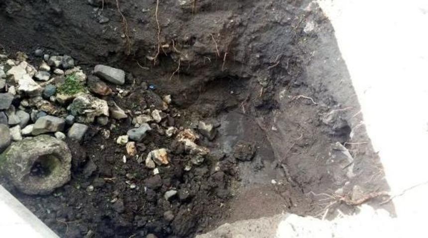 Diyarbakır'da Ka&ccedil;ak Kazı Yapan 3 Kişi G&ouml;zaltına Alındı