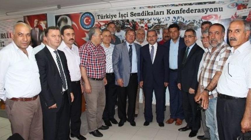 &Uuml;n&uuml;var: "tarihi Bir Se&ccedil;ime Tanıklık Edeceğiz"