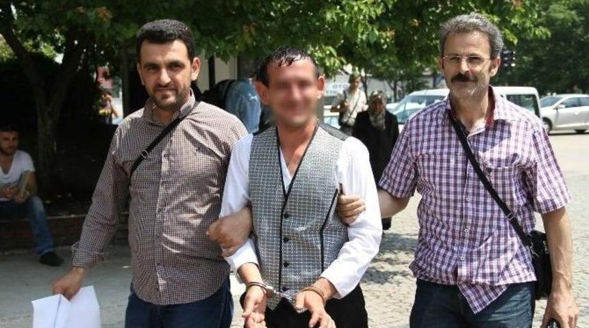 Listeye G&ouml;re Hastaneleri Soyan Prensipli Hırsız Doktorların Eşyalarını İşte B&ouml;yle &Ccedil;aldı