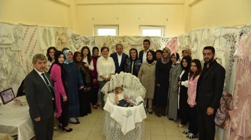 &Uuml;z&uuml;lmez, &ldquo;&ouml;rnek Alınacak Projeleri Hayata Ge&ccedil;iriyoruz&rdquo;