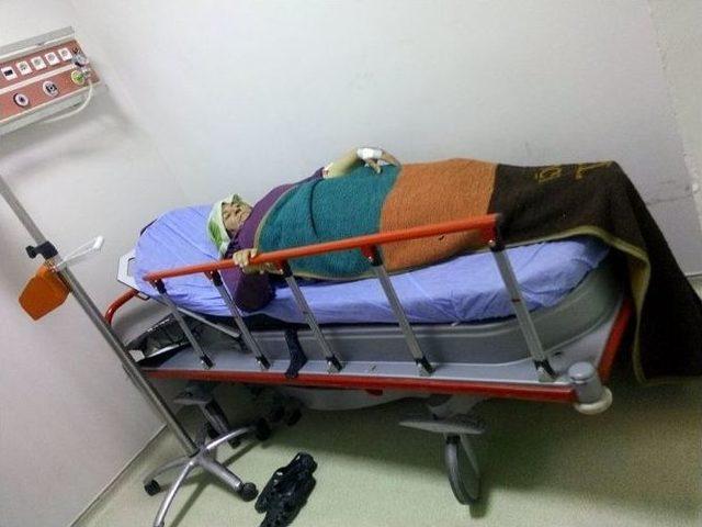 Evin Yanından Geçen Yüksek Gerilim Hattı Tehlike Saçıyor 1