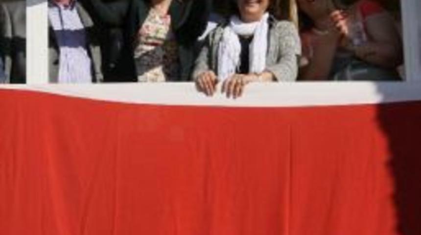 İzmir'deki, Erdoğan'a Hakaret Davası Karara Kaldı