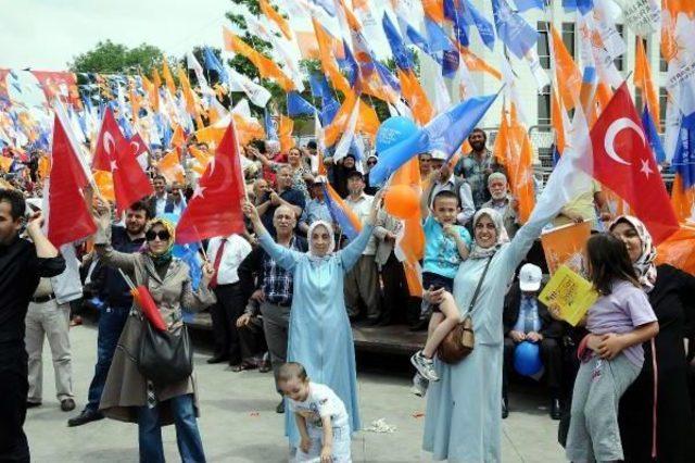 Fotoğraflar // Başbakan Davutoğlu, Zeytinburnu'nda Halka Hitap Etti