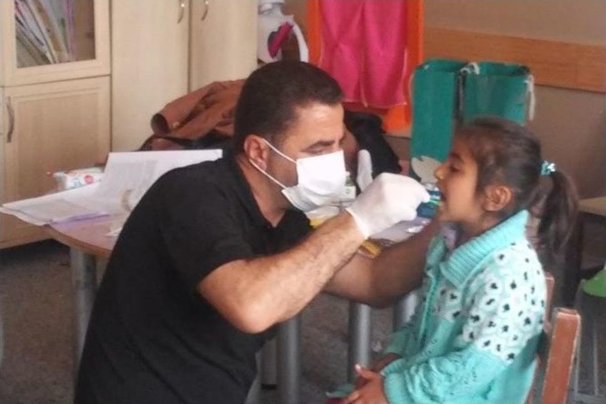 Anasınıfı &Ouml;ğrencilerine Diş Bakımı