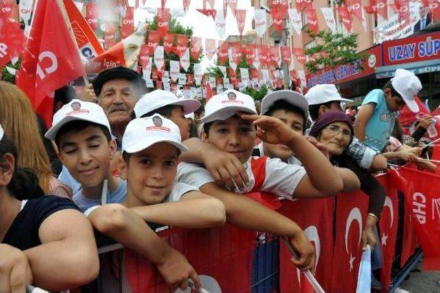 Kılıçdaroğlu: Davutoğlu; Erdoğan, Kılıçdaroğlu Halk Için Çalışır