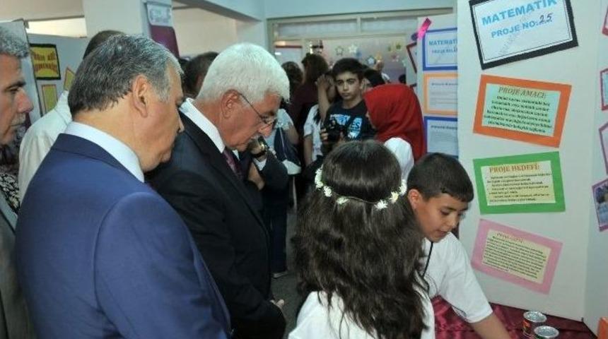 Karaman Valisi Koca, T&uuml;bitak Bilim Fuarı&rsquo;nın A&ccedil;ılışını Yaptı