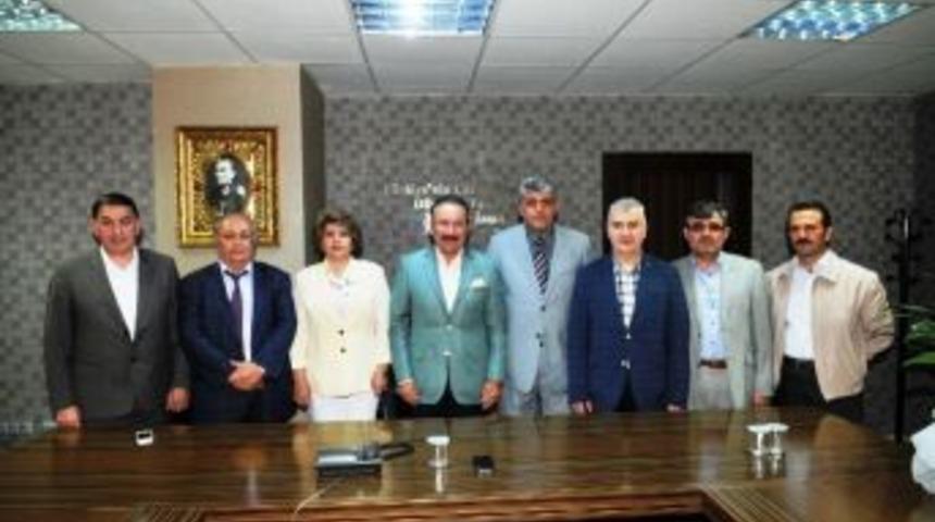 M&uuml;siade Kocaeli Şubesi Başkan Doğan&rsquo;ı Ziyaret Etti