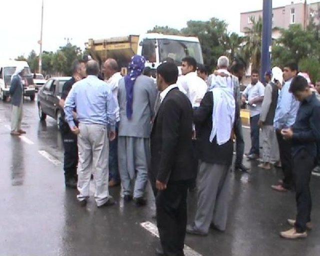 Bankadaki Destekleme Primi Hesapları Elektrik Borcundan Bloke Edilen Çiftçiler Yol Kapattı 1