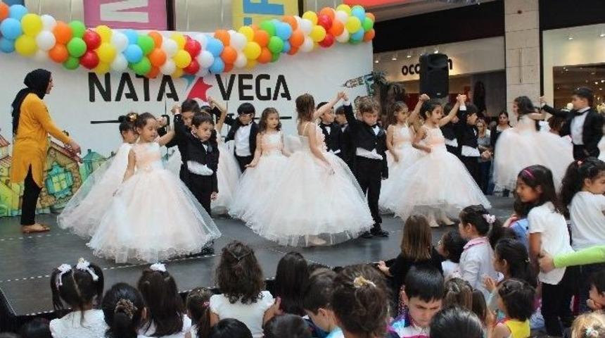 Minik &Ouml;ğrenciler Okul &Ouml;ncesi Şenliğinde Buluştu