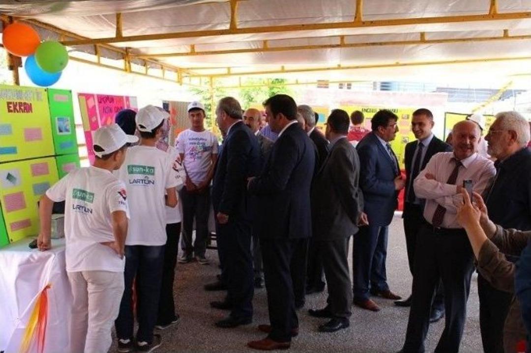 Sungurlu&rsquo;da Tubitak 4006 Bilim Fuarı A&ccedil;ıldı