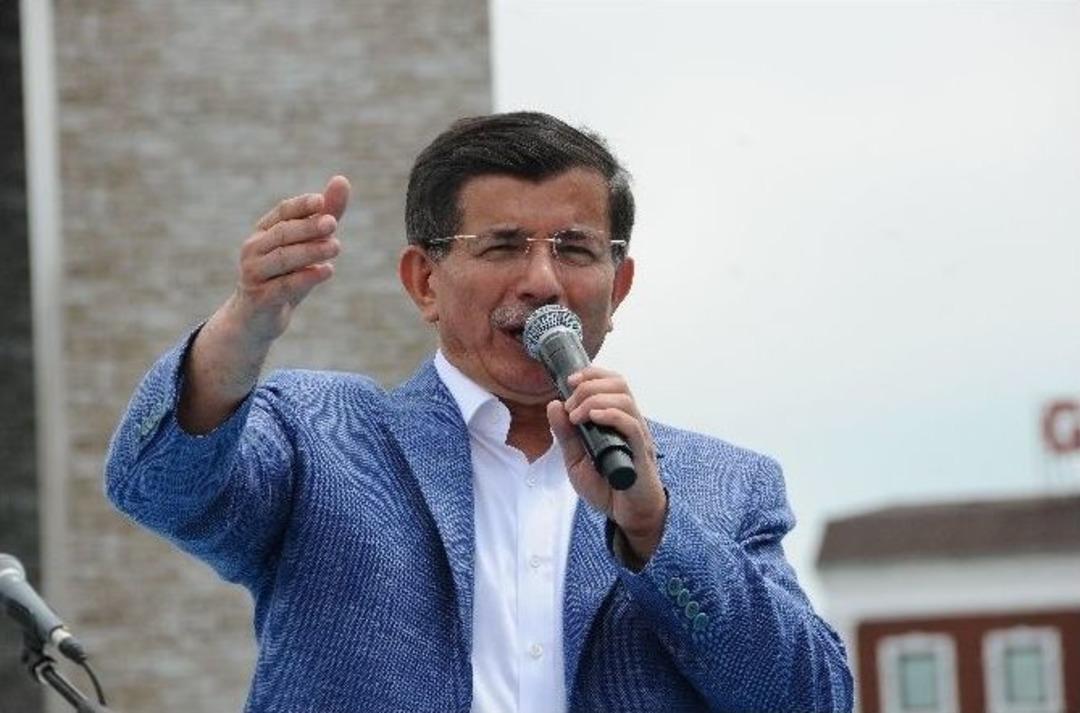 Başbakan Davutoğlu: &ldquo;istanbul Adayları İle G&uuml;neydoğu Adayları Yan Yana Gelemez&rdquo;