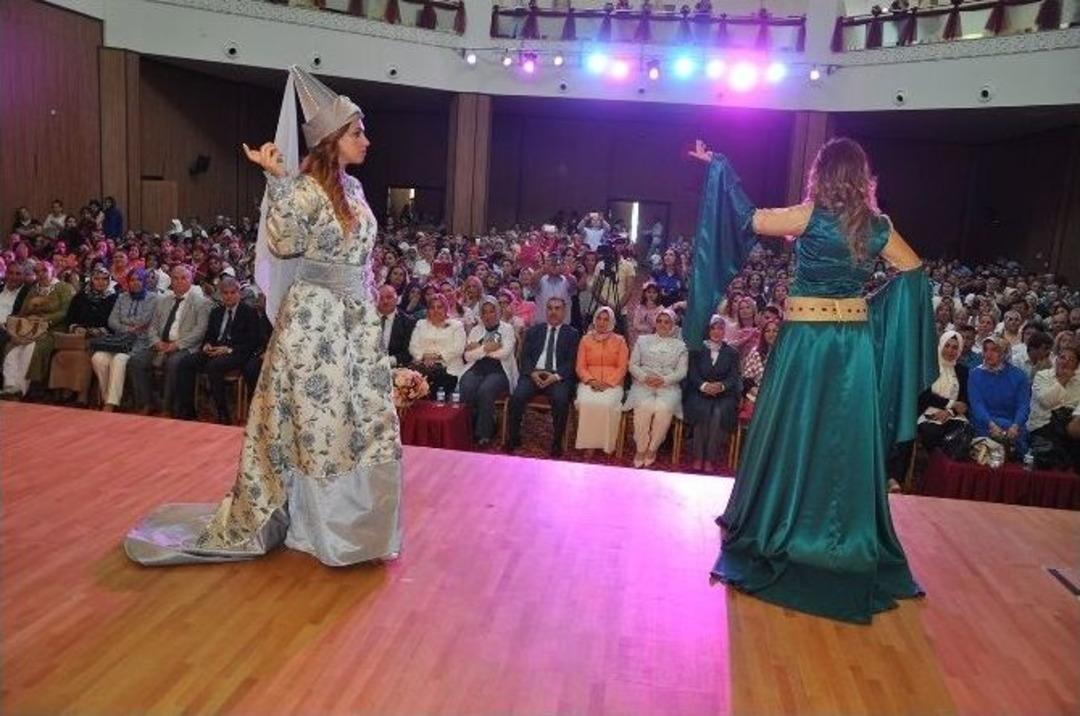 Y&uuml;reğir Belediyesi Yılsonu Sergisi