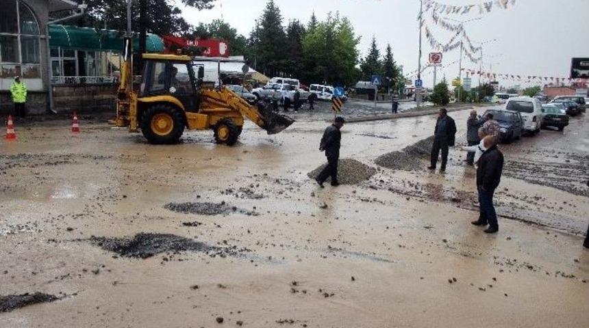 Erciyes Kayak Merkezi&rsquo;nin Yolu Ulaşıma Kapandı