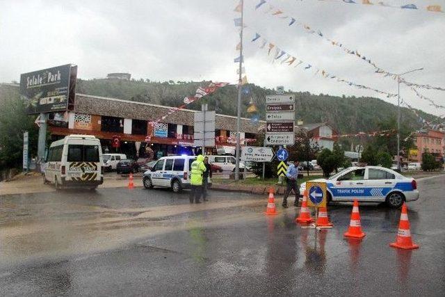 Erciyes Kayak Merkezi’nin Yolu Ulaşıma Kapandı