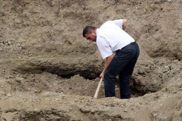 Samsun'da Temel Kazısından Helenistik Dönemi Mezar Çıktı