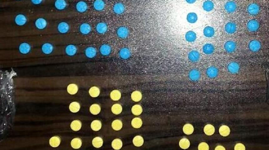 Polisten Torbacı Operasyonu: 8 G&ouml;zaltı