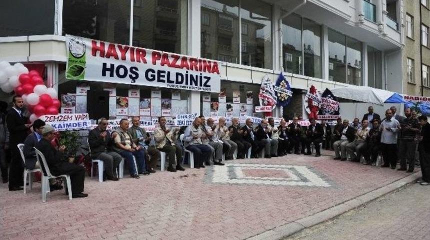 Başkan &Ccedil;alışkan Hayır Pazarının A&ccedil;ılışını Yaptı
