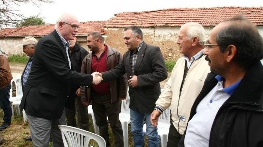 Başkan Kurt Mahalle Ziyaretlerini S&uuml;rd&uuml;r&uuml;yor