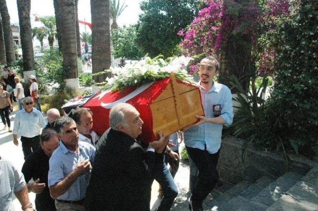 Bedri Koraman&rsquo;ın Cenazesinde Gerginlik