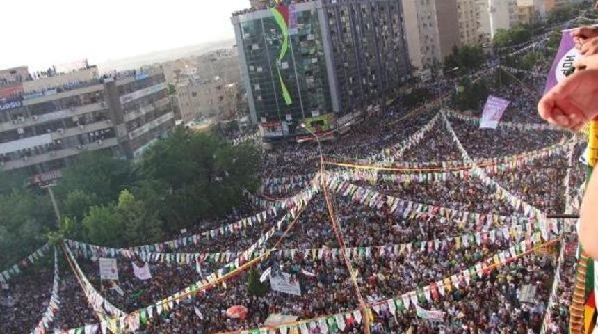 Demirtaş: Kral Da, Padişah Ta Olsan Bu &Uuml;lkenin Kadınlarına Edepsizce Hakaret Edemezsin