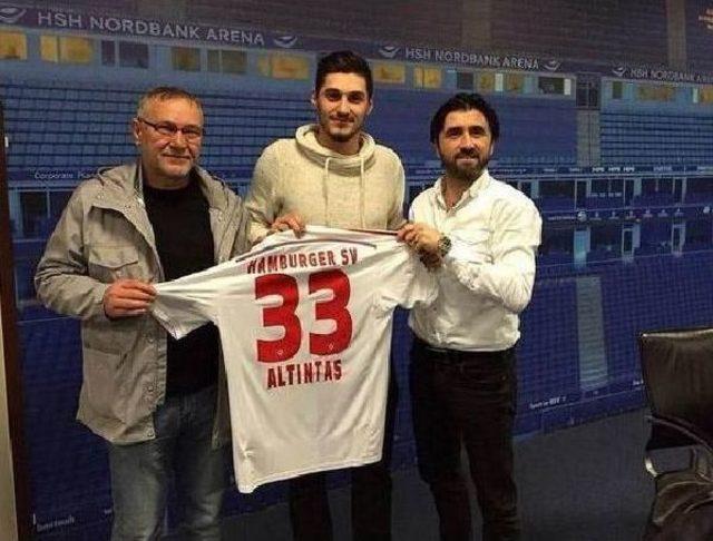 Batuhan Altıntaş Hamburg’A Transfer Oldu