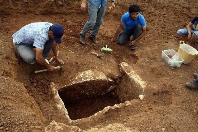 Nusaybin&rsquo;de Tun&ccedil; D&ouml;nemine Ait Mezar Bulundu 1