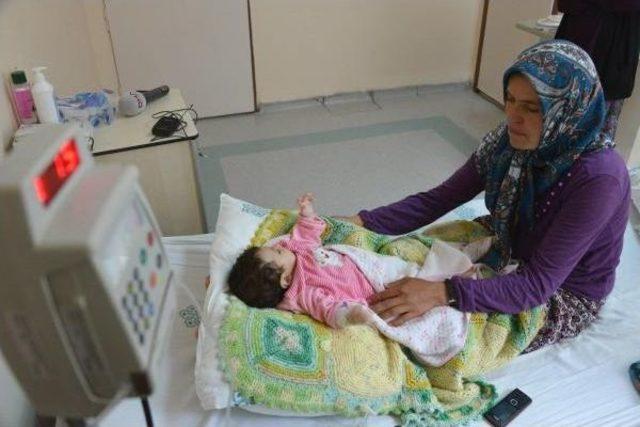 Babasının &Ouml;l&uuml;m&uuml;nden Sonra Doğan Madenci Kızının Dramı 2