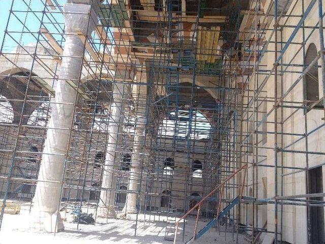 &Ccedil;amlıca Camii Hızla Y&uuml;kseliyor 1