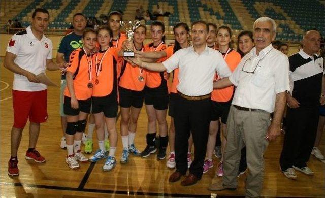 Okullararası Yıldızlar Hentbol T&uuml;rkiye Finalleri Adana&rsquo;da Tamamlandı 1