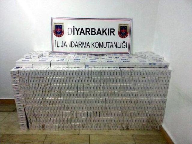 Kaza Yapan Araçtan 16 Bin Paket Kaçak Sigara Çıktı