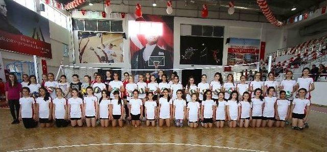 Bayraklı’da Yetenekli Sporcular Keşfediliyor