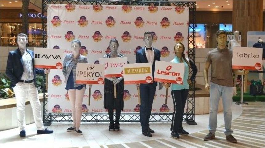 Canlı Heykellerden &ldquo;hareketsiz Tanıtım&rdquo;