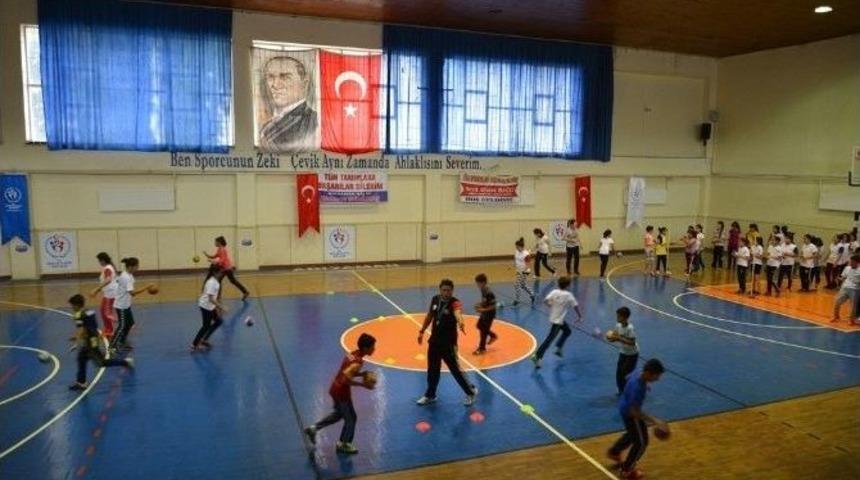 Yaz Spor Okullarına İlgi Artıyor