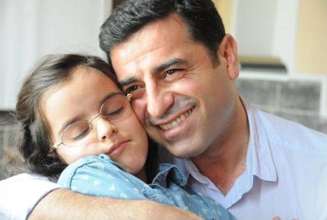 Demirtaş: Kobani Olaylarındanönce Başbakan'la Telefonda Görüştüm, O Durumu Anlamadı