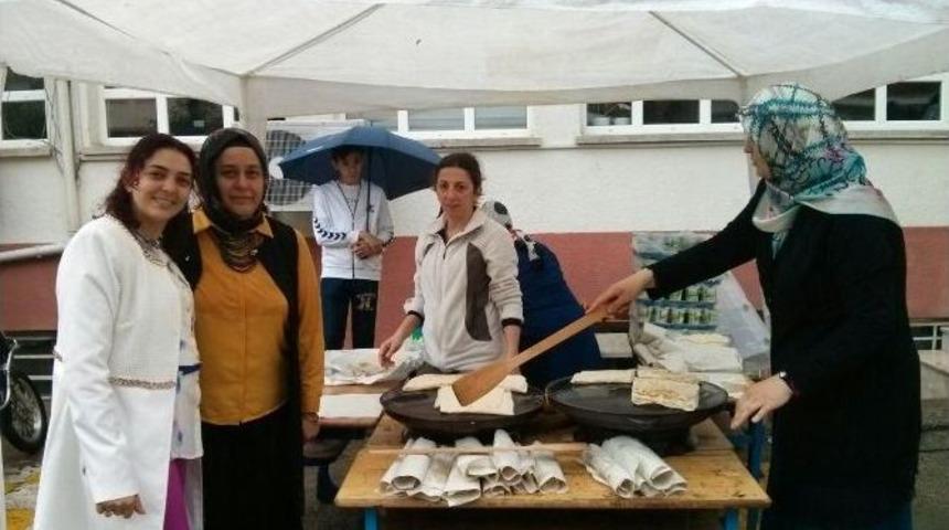 İsmetpaşa Ortaokulundan Kermes
