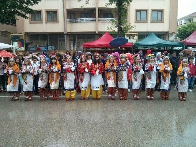 İsmetpaşa Ortaokulundan Kermes 2